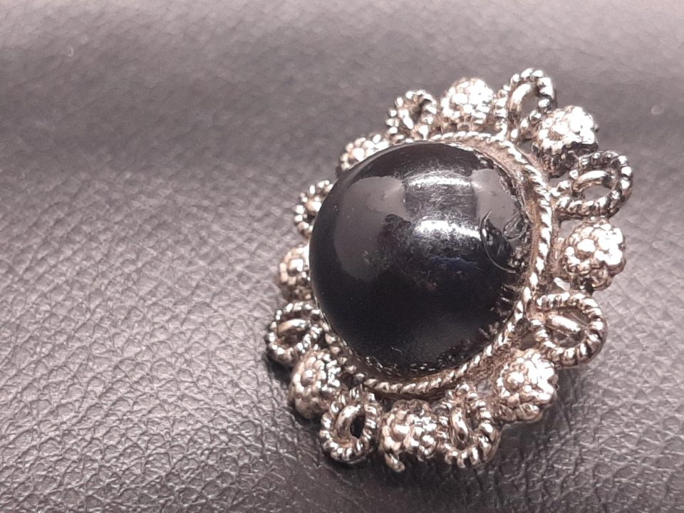 Black oxidised ring