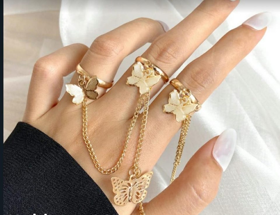 butterfly triple ring with chain