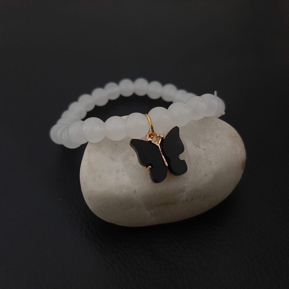 pearl anklet with butterfly charm